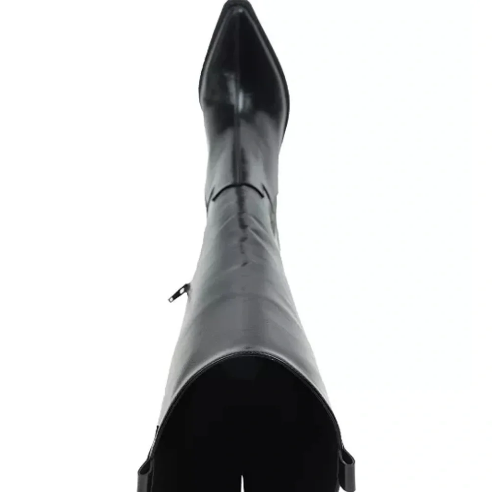 Black Knee-High Women's Boots